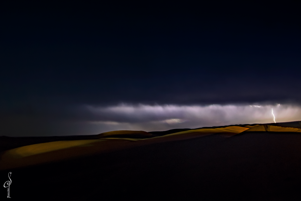 #desert #Lightning #nightphotography Camera :Nikon D7200 Lenz: 11_16 Tokina Focal length:11 mm Aperture:2/8 Exposure time: 18s Iso speed:500 One shot